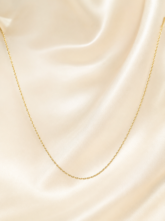 Minimal Gold Chain Necklace
