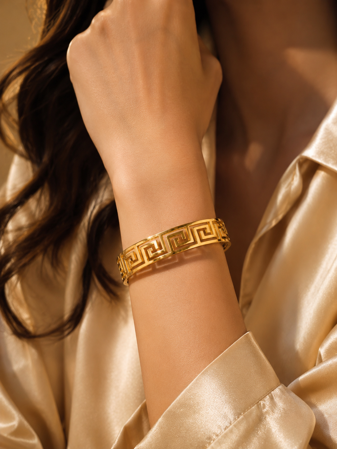 Luxury Greek Key Gold Bangle Bracelet