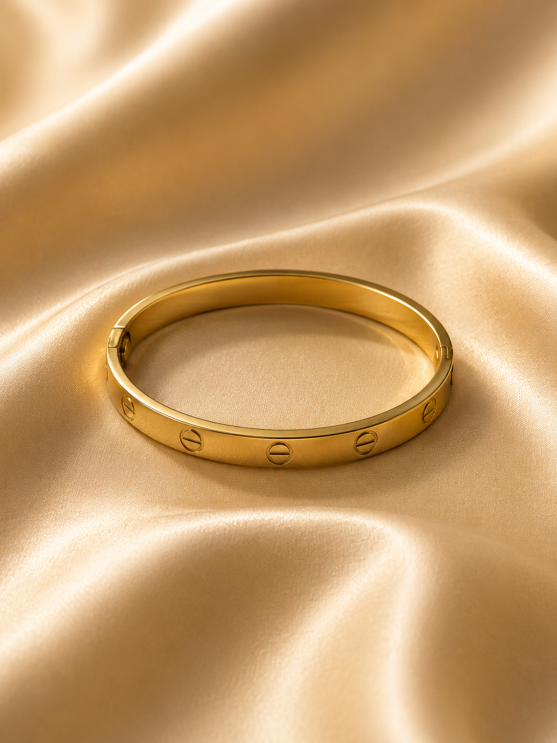 Classic Screw Design Gold Bangle Bracelet