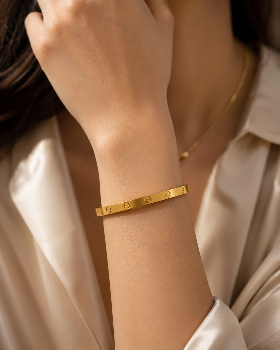 Classic Screw Design Gold Bangle Bracelet