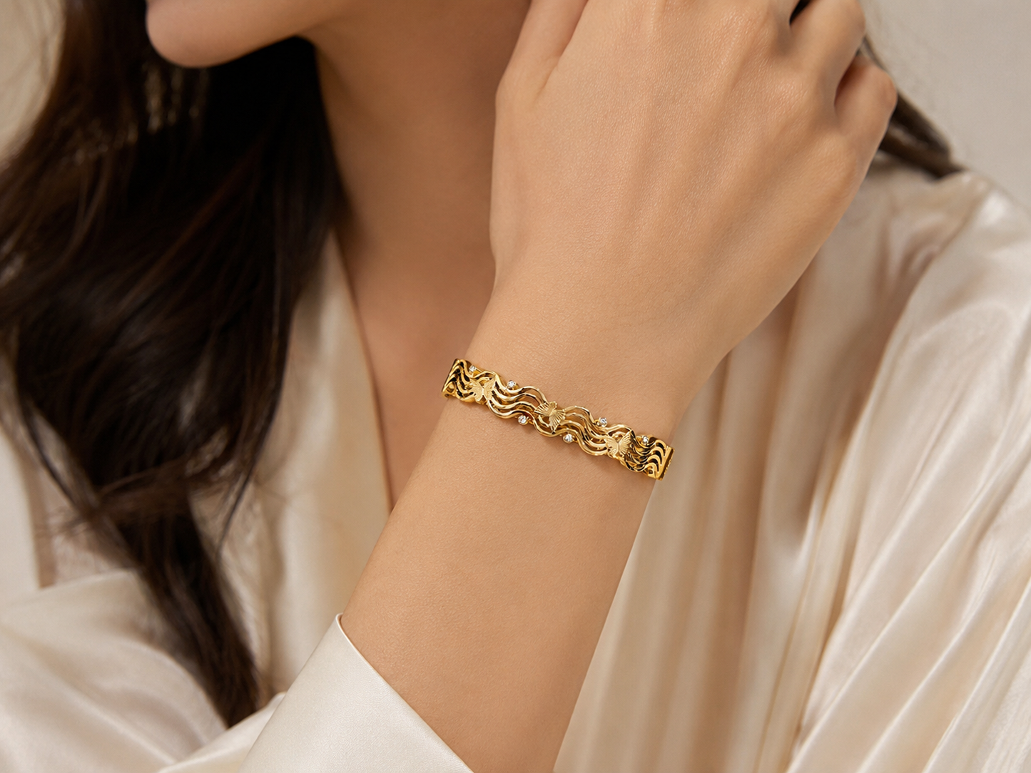Golden Wave Butterfly Kada
