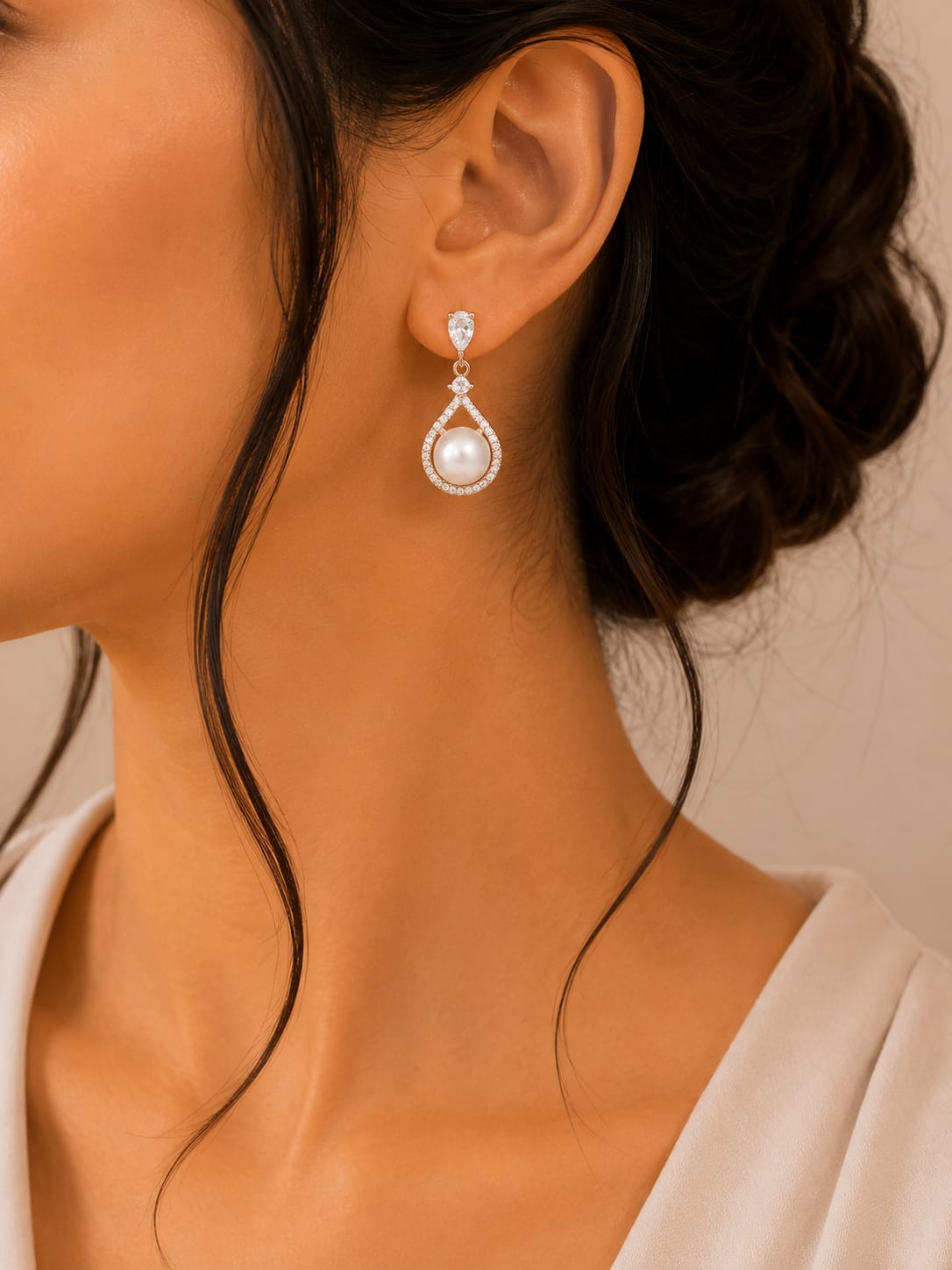 Elegant Pearl Teardrop Dangle Earrings