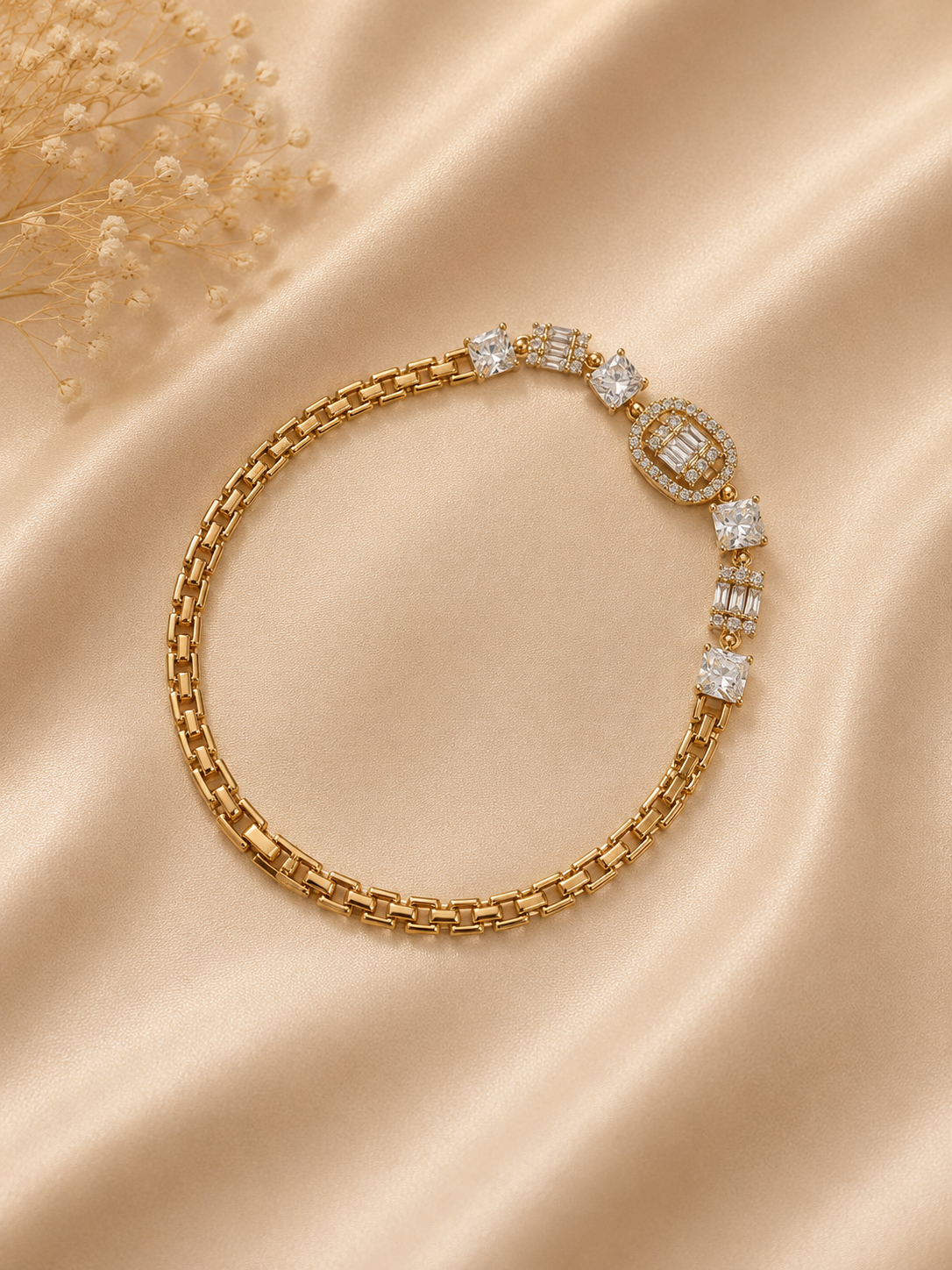 Royal Crystal Link Bracelet