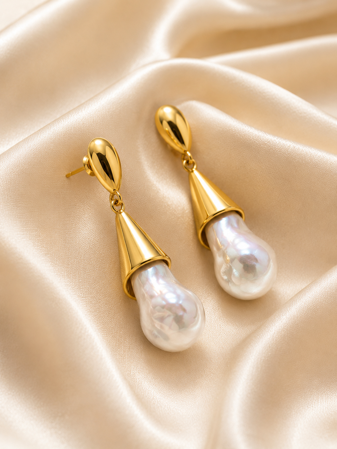Golden Pearl Luxe Drop Earrings