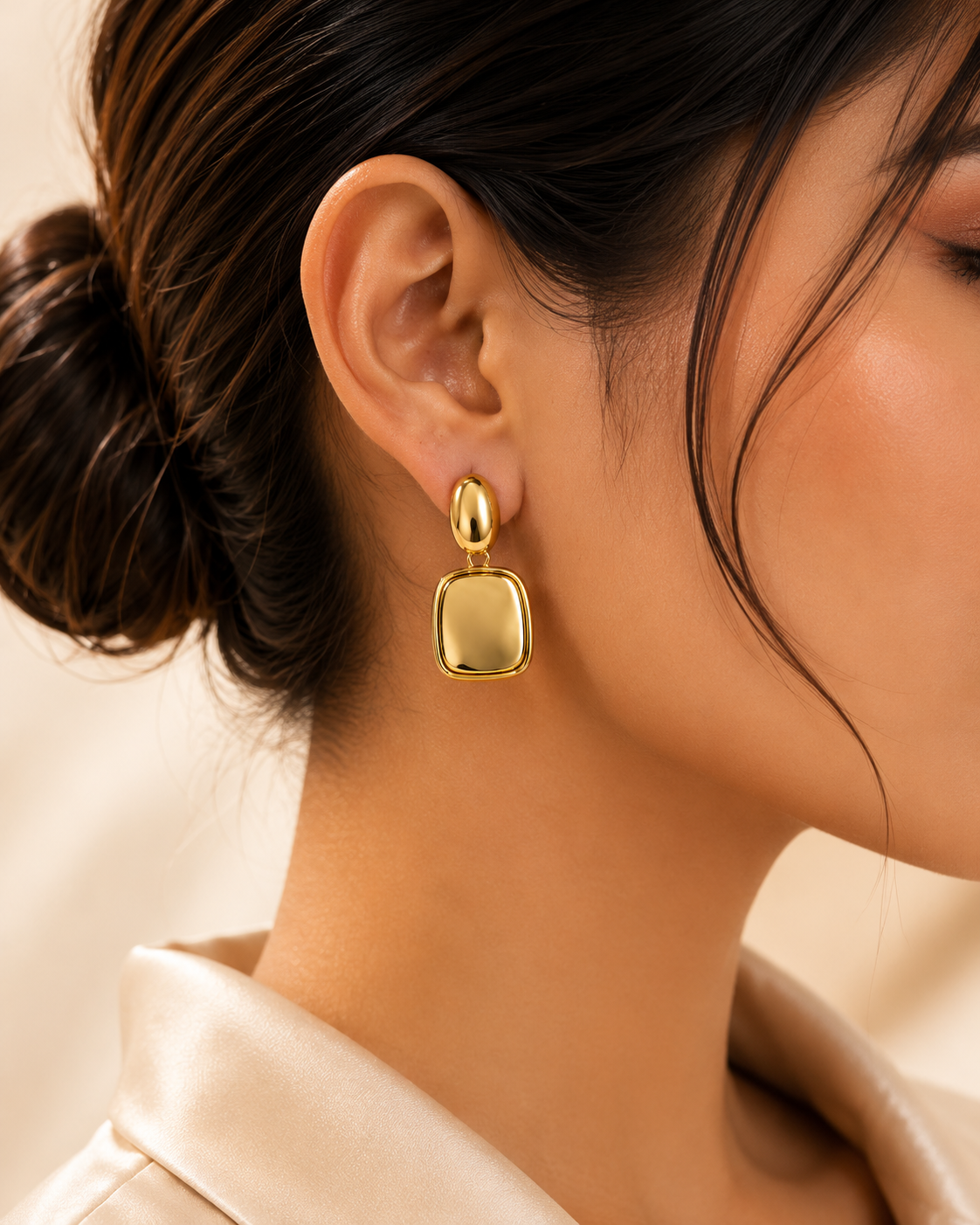 Golden Twist Drop Earrings ✨