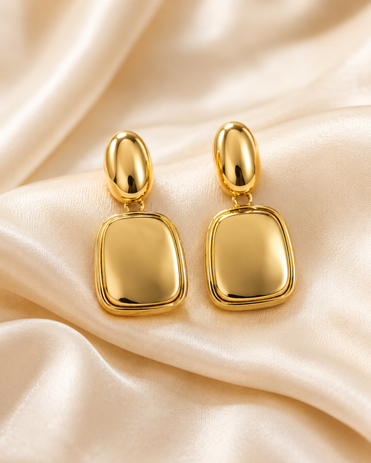 Golden Twist Drop Earrings ✨